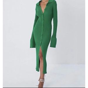 Shell Sleeve Ribbed Maxi Dress